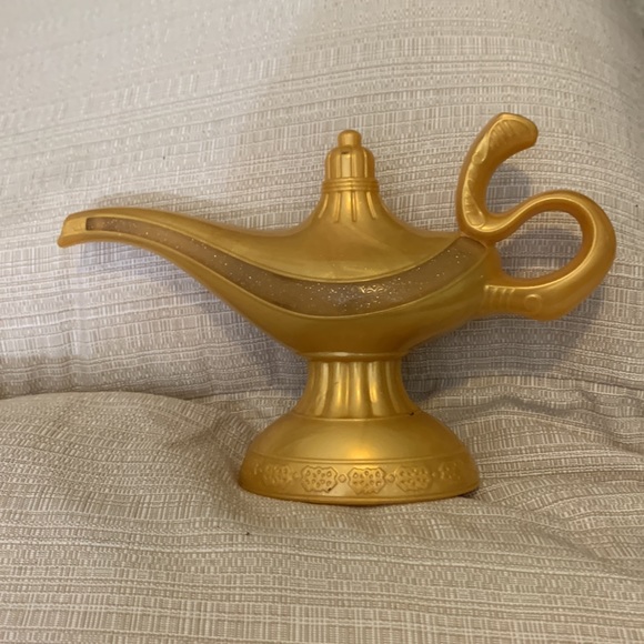 6 for $12 🍀 Disney Talking Aladdin Genie Lamp - Picture 6 of 8